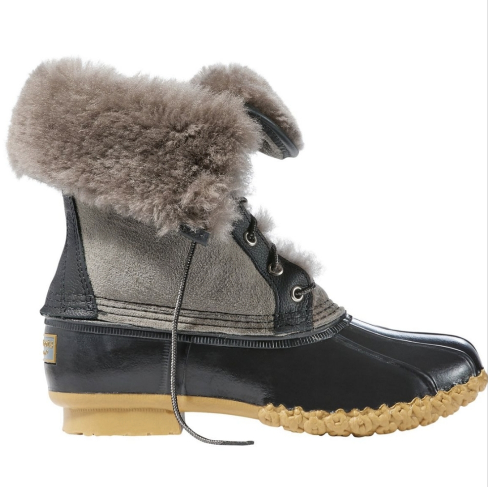 LL Bean Signature Wicked Good Bean Boots 9
